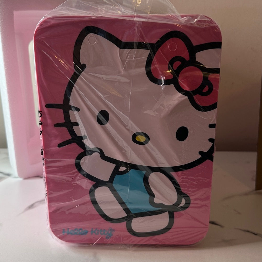 New- Hello Kitty Mini Fridge - Picture 10 of 11